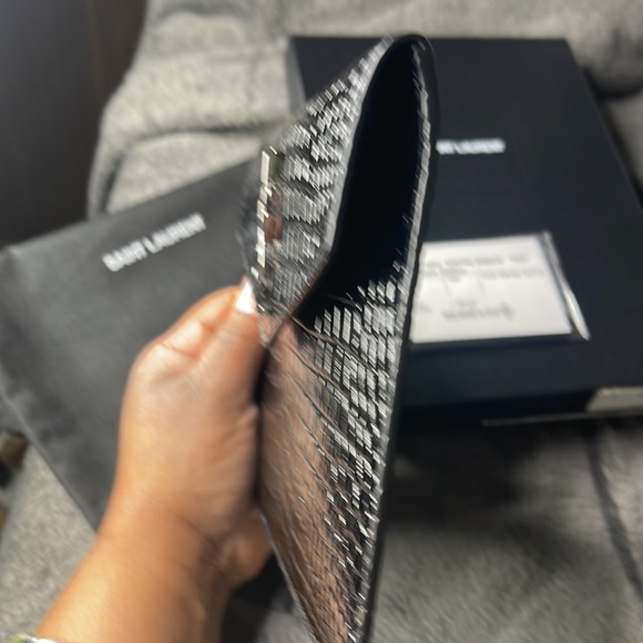 UPTOWN YSL BABY POUCH IN SHINY CROCODILE-EMBOSSED LEATHER - Picture 6 of 13